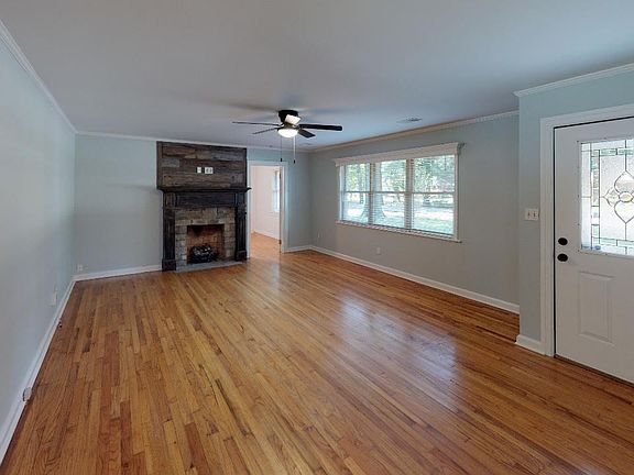 4th image of 220 Gurley Dr