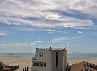 105 La Granada St, Oxnard, CA 93035