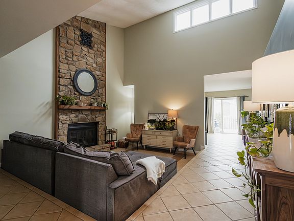 2nd image of 1010 Rocky Ford Rd