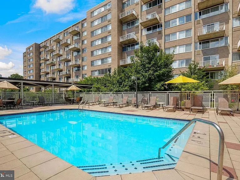 355 I St SW #511 — Photo 19
