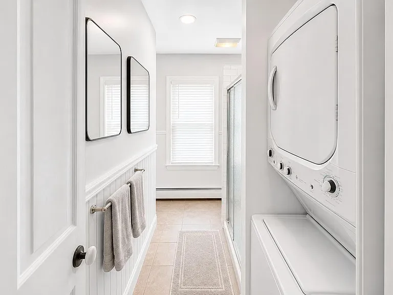 16 Lincoln Ave #5 — Photo 9