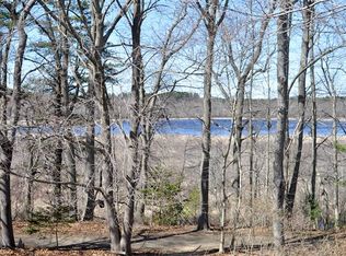 37 Minuteman Dr, Concord, MA 01742