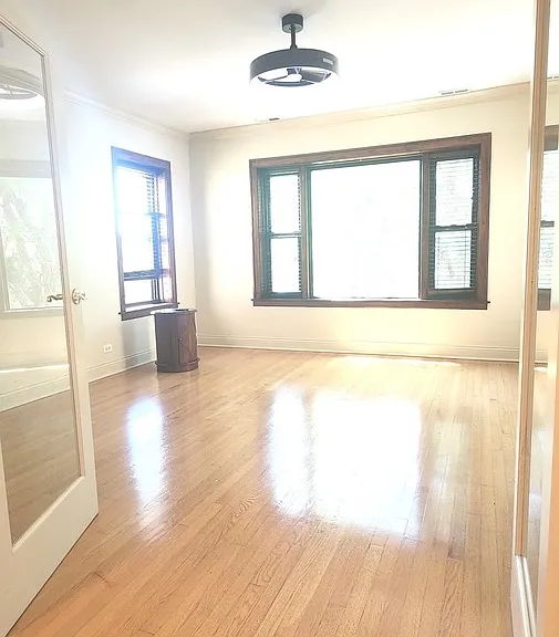 5614 W Melrose St #2 — Photo 8
