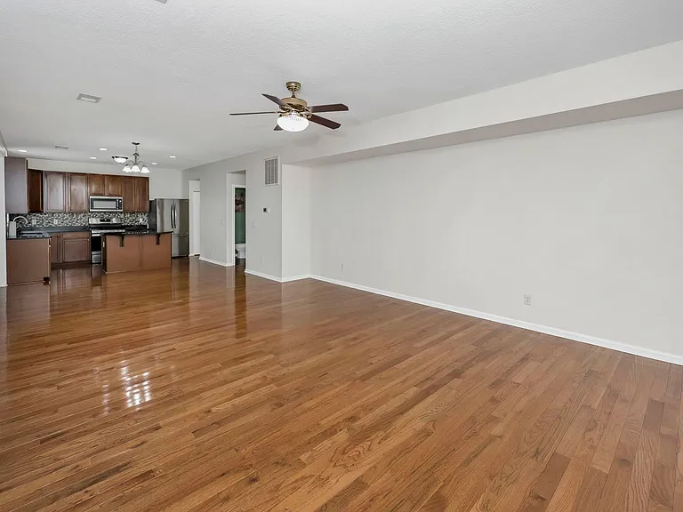 201 Hammock Dr — Photo 19