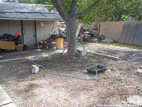 5th image of 802 Alexander Hamilton Dr