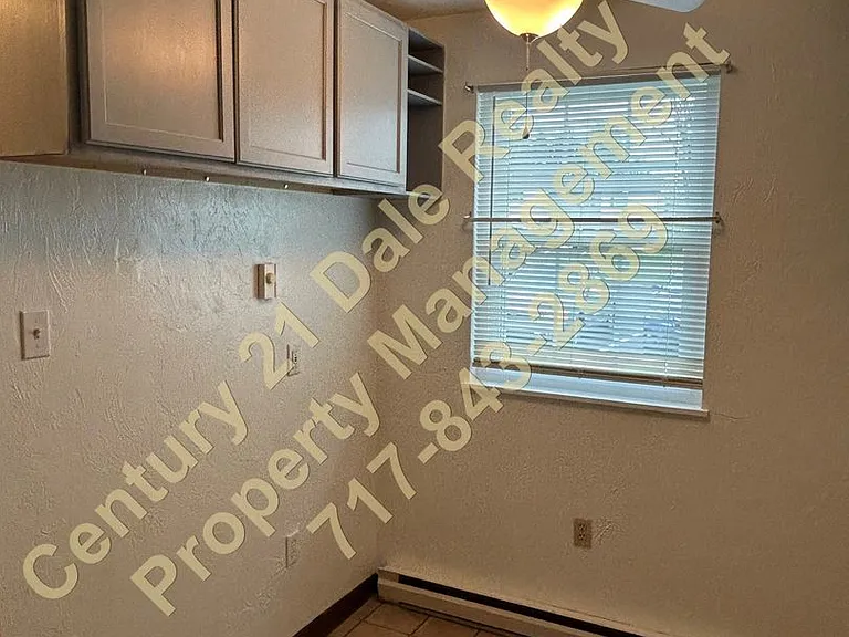 1759 Baron Dr — Photo 5