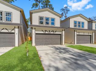 8153 Crestview Dr, Houston, TX 77028