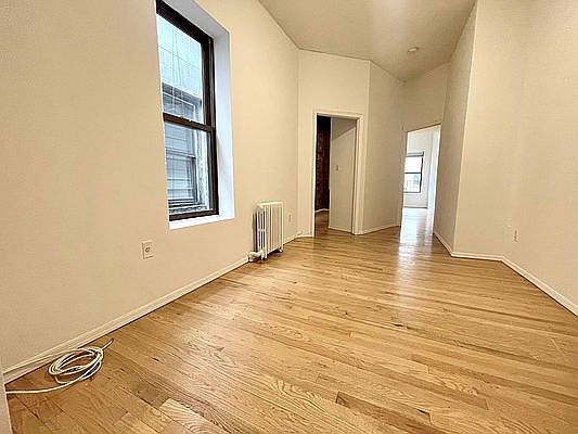 1st image of 226 W 16th St APT E2