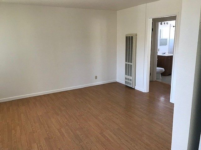 1st image of 541 Nordyke Dr #3