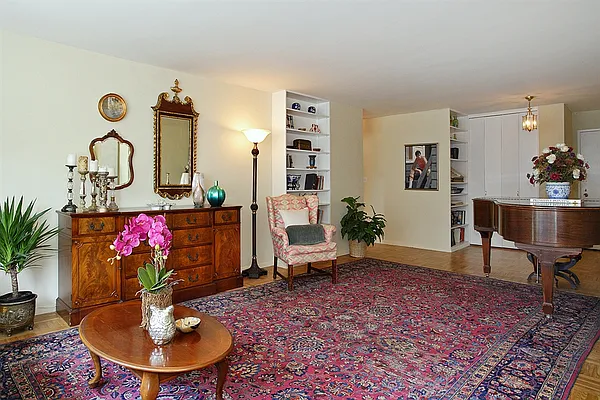 Sold by Corcoran | media 11