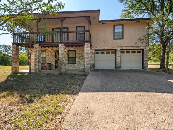 6104 FM 672, Dale, TX 78616
