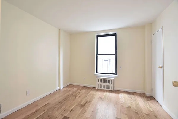 Rented by Bold New York | media 10