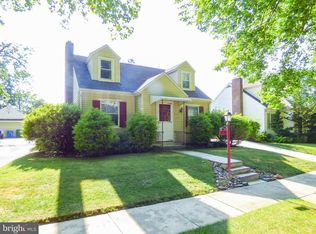 206 Lyndhurst Rd, York, PA 17402