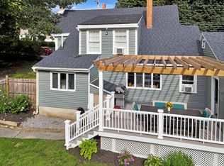 42 Main St, Topsham, ME 04086