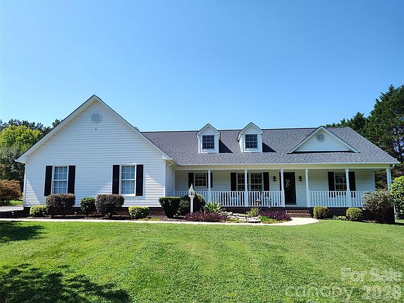 2nd image of 4005 Davis Rd