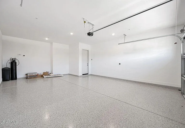 2648 E Longhorn Ct — Photo 30
