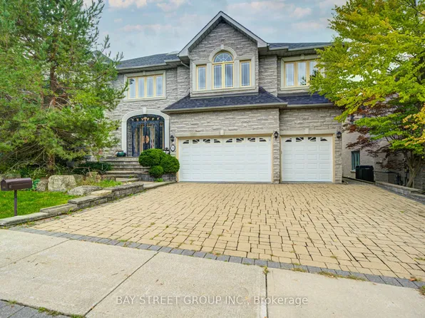 58 Bowan Ct, Toronto, ON M2K 3A7