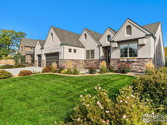 4th image of 4926 Corsica Dr