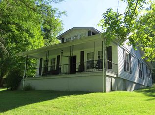 2501 Julia Simpkins Rd, Hiwassee, VA 24347
