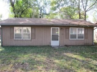 320 Perry St, Lawrence, KS 66044