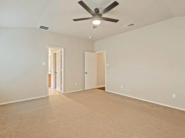 2605 Butler Way — Photo 15