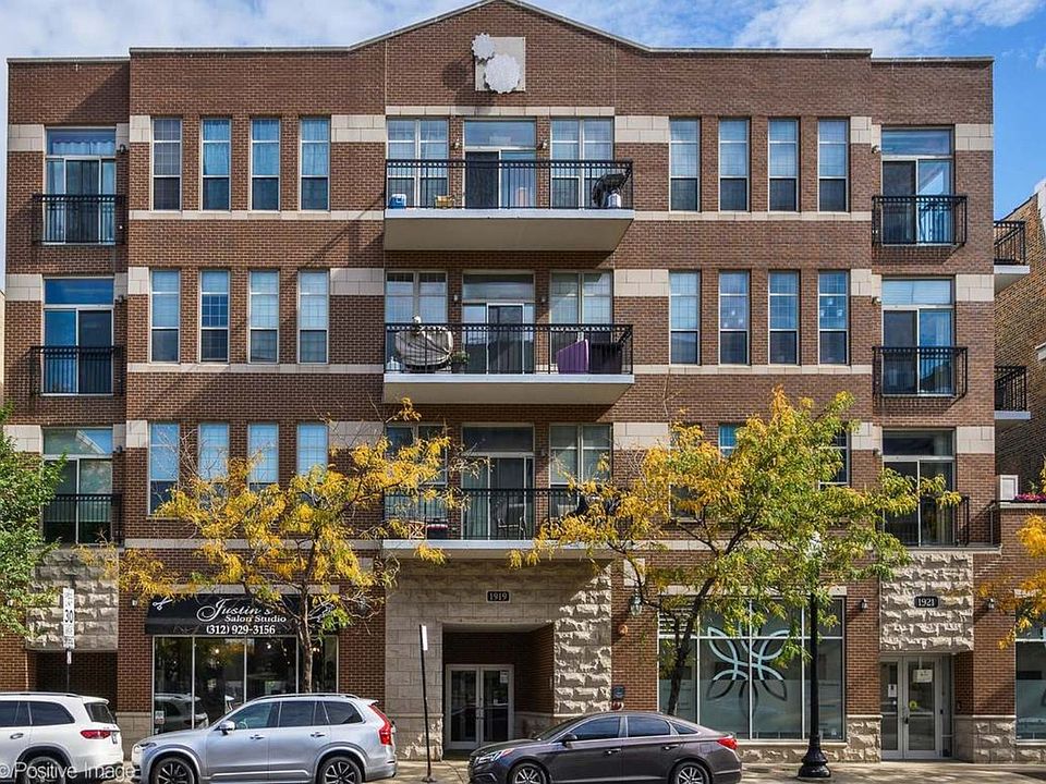 1st image of 1919 S Michigan Ave Unit 302