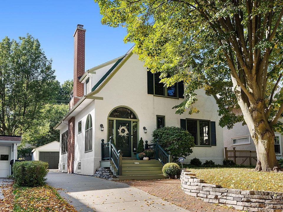 1st image of 4125 North Farwell AVENUE