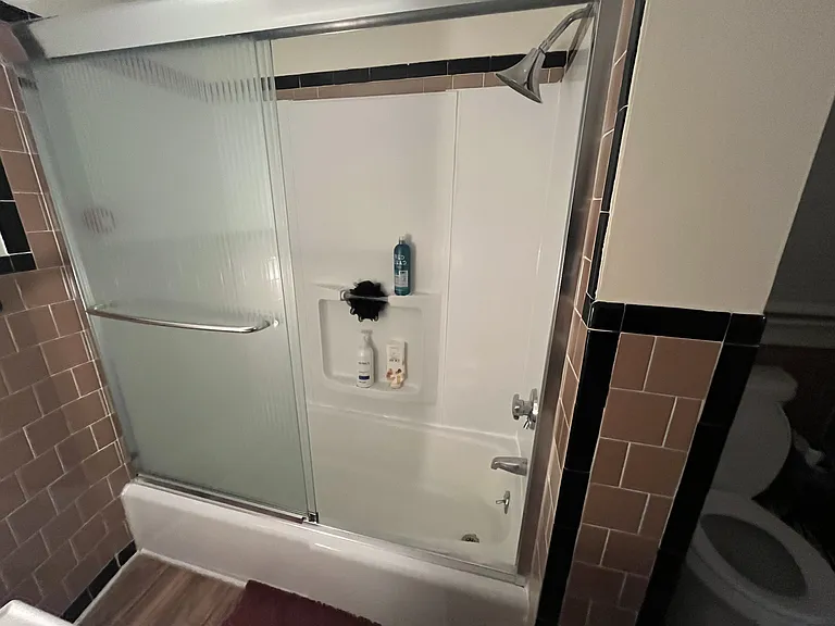 189 Irving St #4 — Photo 8