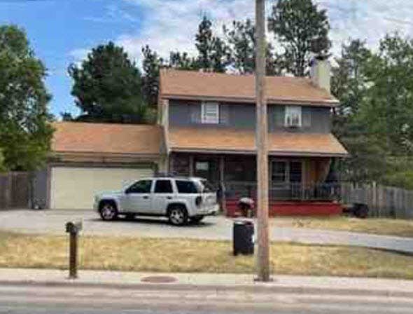 1st image of 1706 N Campus Dr