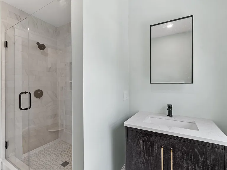 61 Warren St #2 — Photo 6