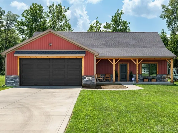 892 Old Springfield Rd, Vandalia, OH 45377