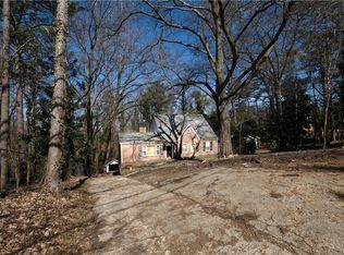 100 Mount Paran Rd NE, Sandy Springs, GA 30342