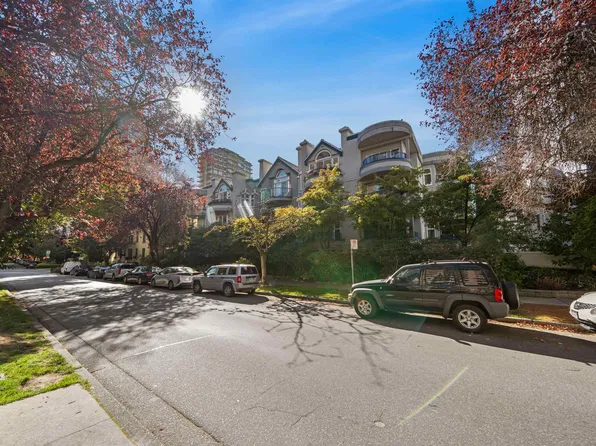 1924 Comox St #210, Vancouver, BC V6G 1R4