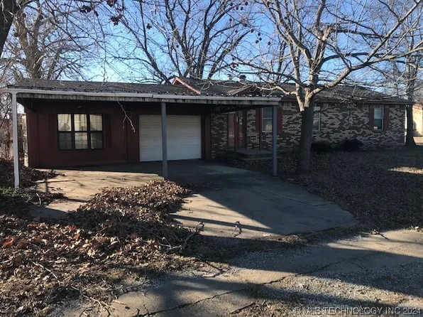 203 E Lexington St, Allen, OK 74825