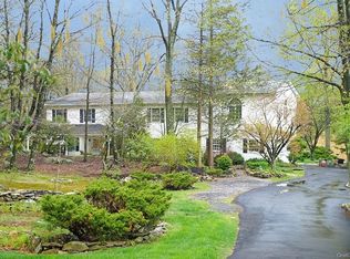 30 Farview Rd, Hopewell Junction, NY 12533