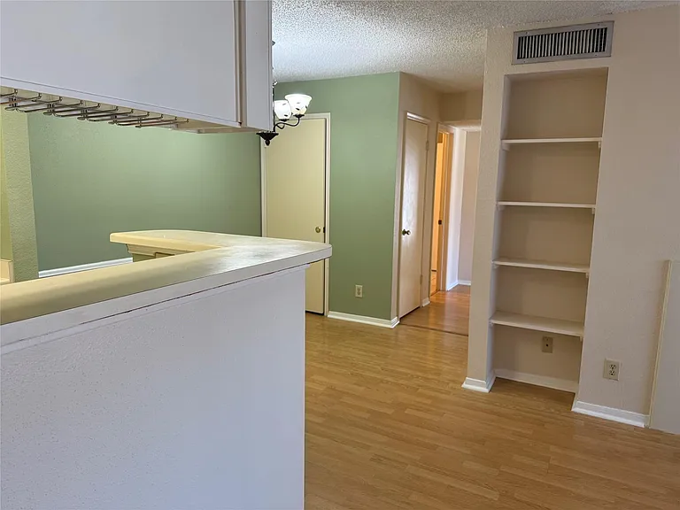 2121 Hepburn St #1102 — Photo 4