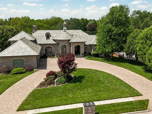 5245 S Stonehaven Drive, Springfield, MO 65809