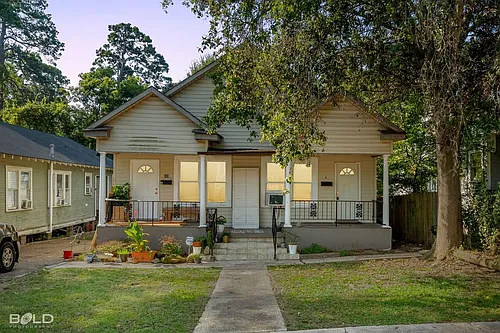 649A Merrick St Photo 1