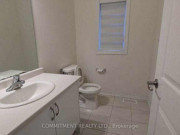 5th image of 32 Stauffer Rd