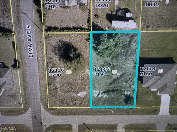 2616 44th St SW, Lehigh Acres, FL 33976