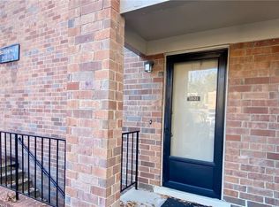 1801 Hawthorne Rd, Winston Salem, NC 27103