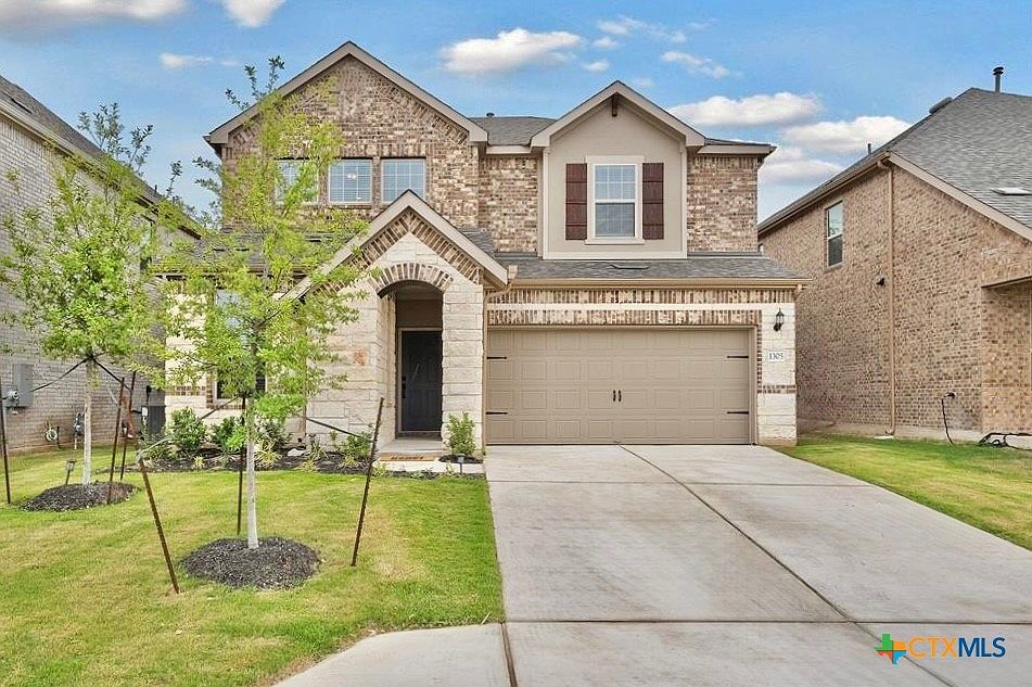 1st image of 1305 Crescent Ln