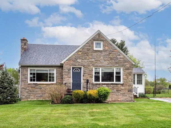 214 W Brookhaven Rd, Brookhaven, PA 19015