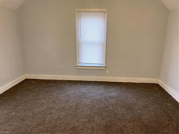 5th image of 142 21st St NW