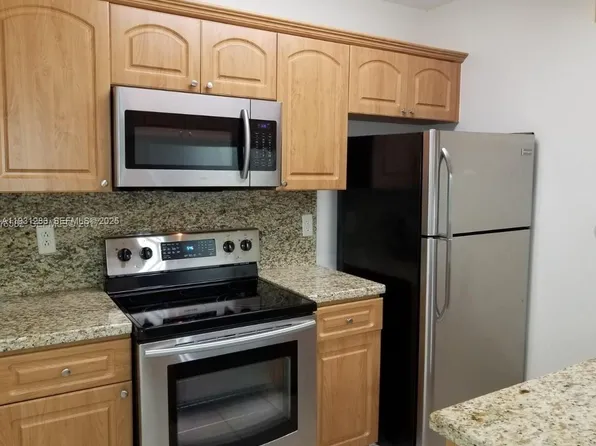 7141 SW 129th Ave APT 4, Miami, FL 33183