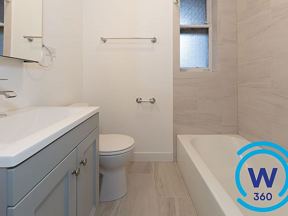 4th image of 3620 N Marshfield Ave APT 2C