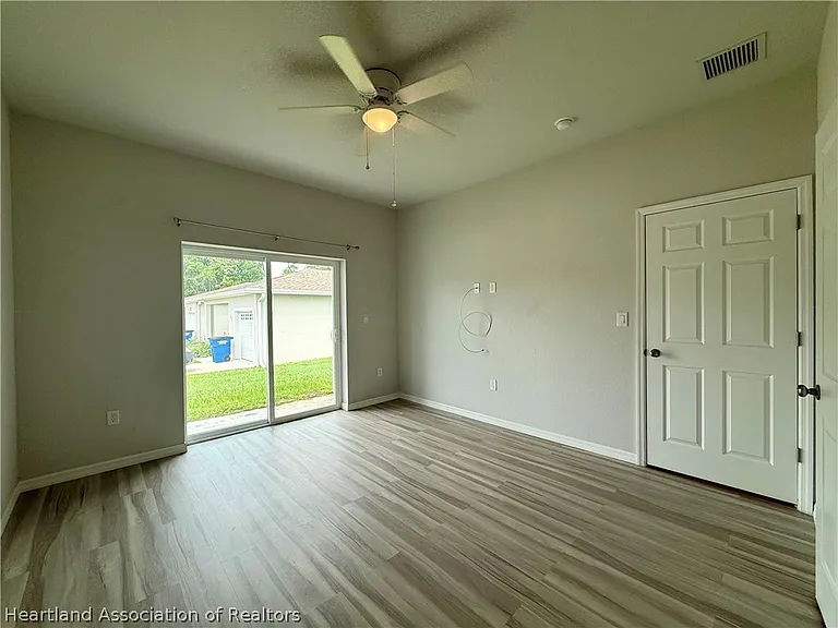 1517 Las Villas Blvd — Photo 14