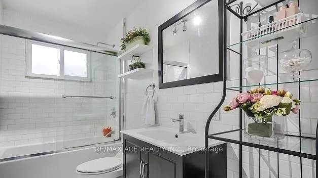 45 Snowball Cres #UPPER — Photo 14