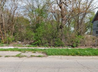 61 S South Paddock St, Pontiac, MI 48342