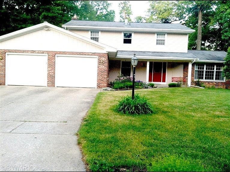 1st image of 7601 Ravenswood Dr